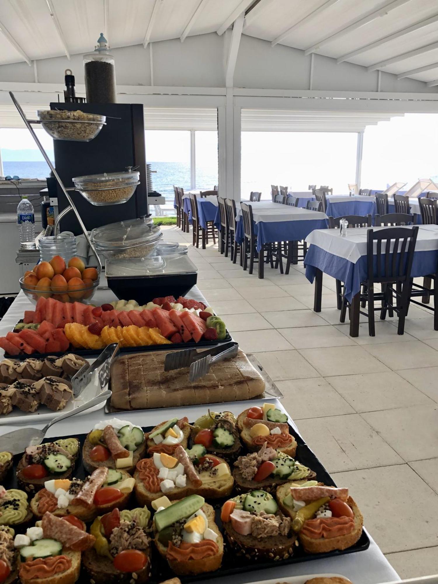 Blue Senses Hotel Sarti Buitenkant foto